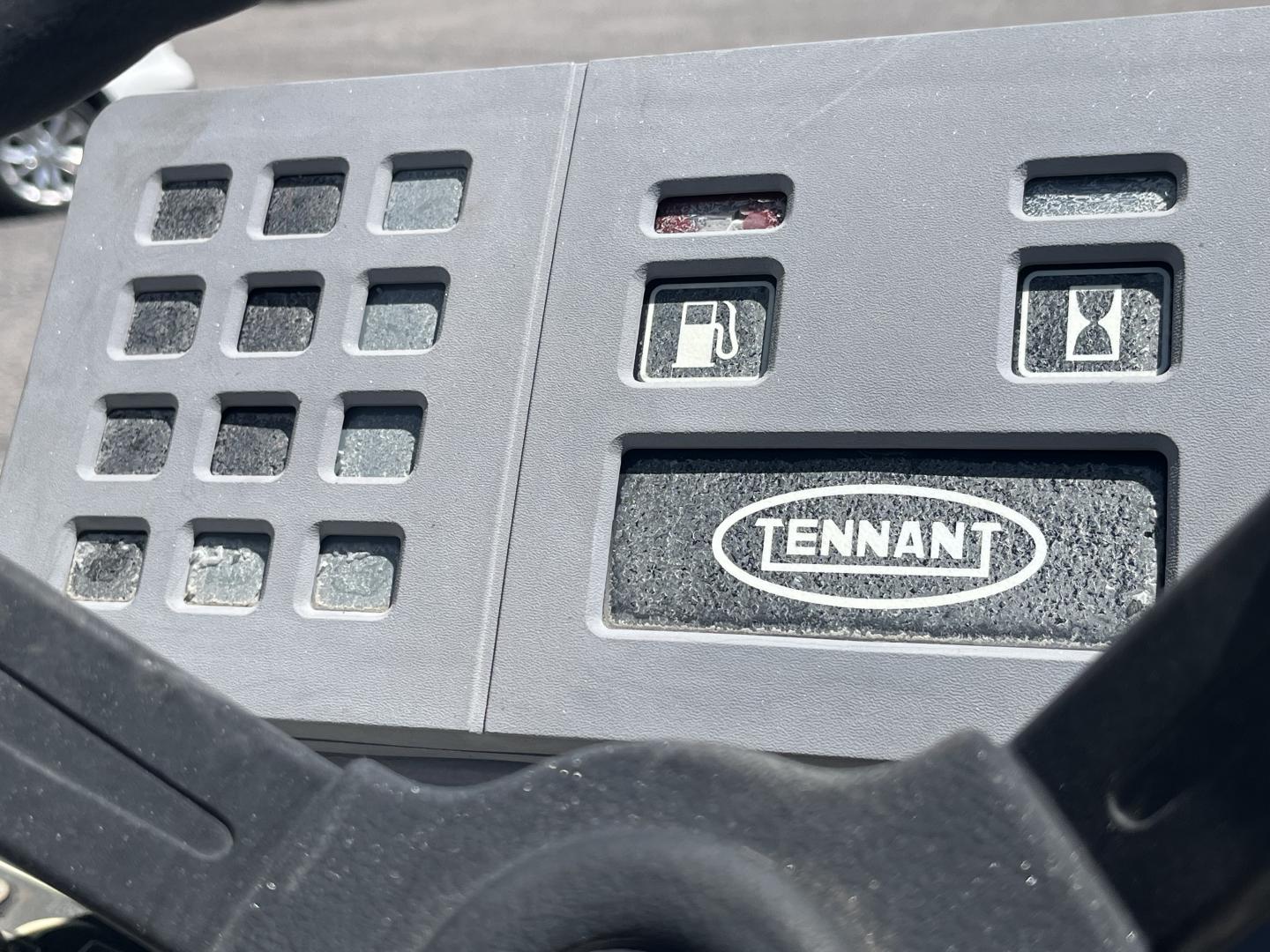 ./imagenes/INVOICE/2019/15384/BARREDORA TENNANT 355 (12).JPG